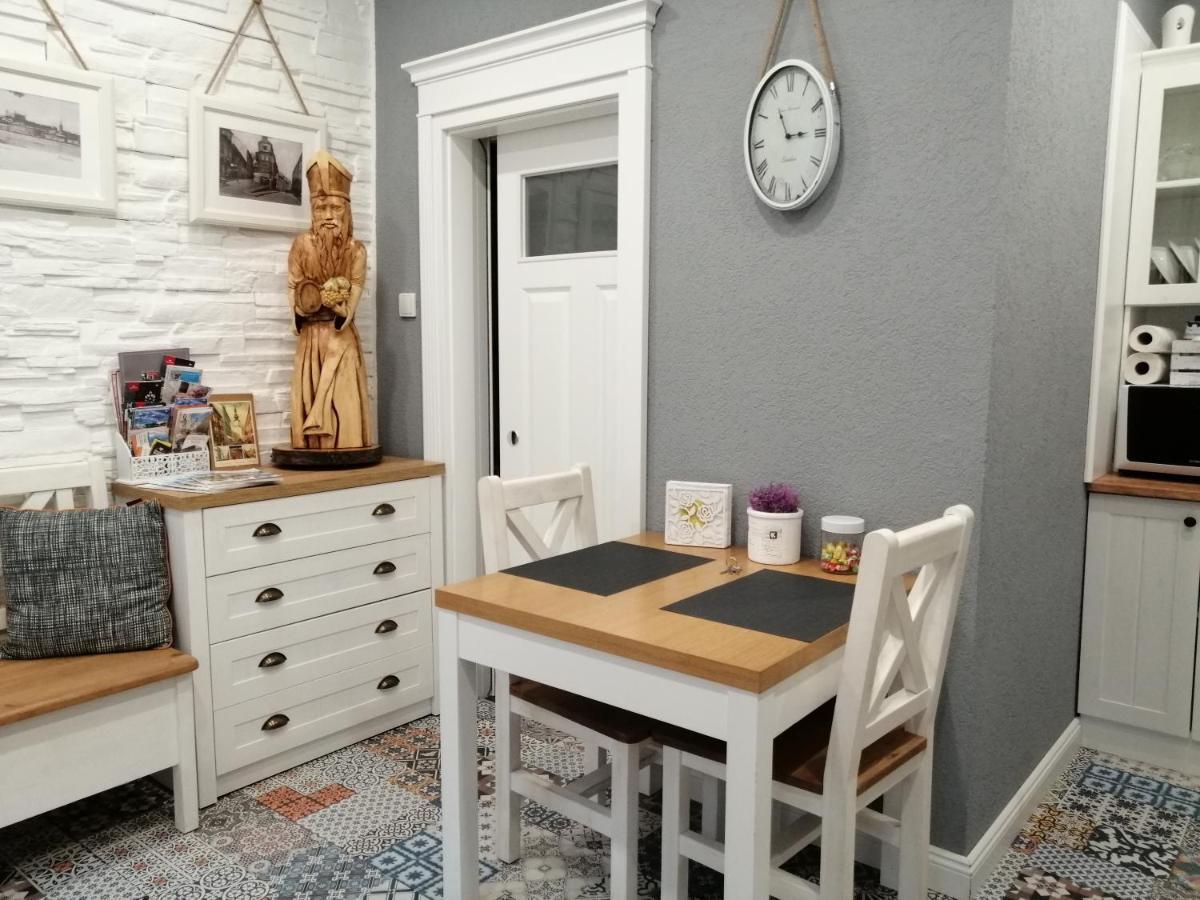 Apartman Sv. Urban Bratislava Eksteriør bilde